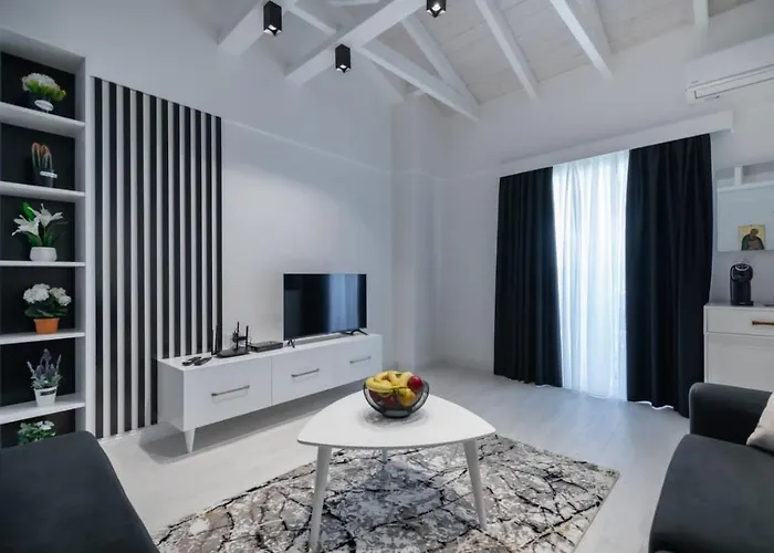 Vila White House 3* Корча