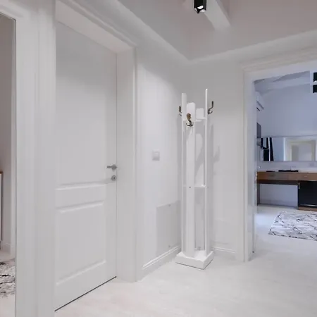 فندق Vila White House