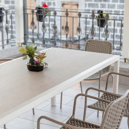 فندق Vila White House